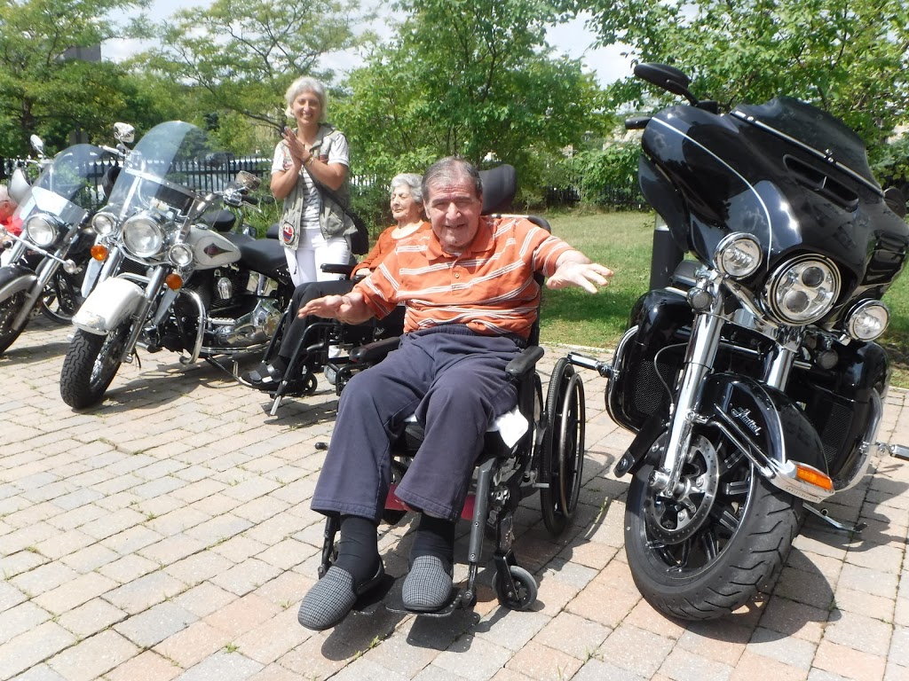 Fieldstone Commons Care Community | 1000 Ellesmere Rd, Scarborough, ON M1P 5G2, Canada | Phone: (416) 291-0222