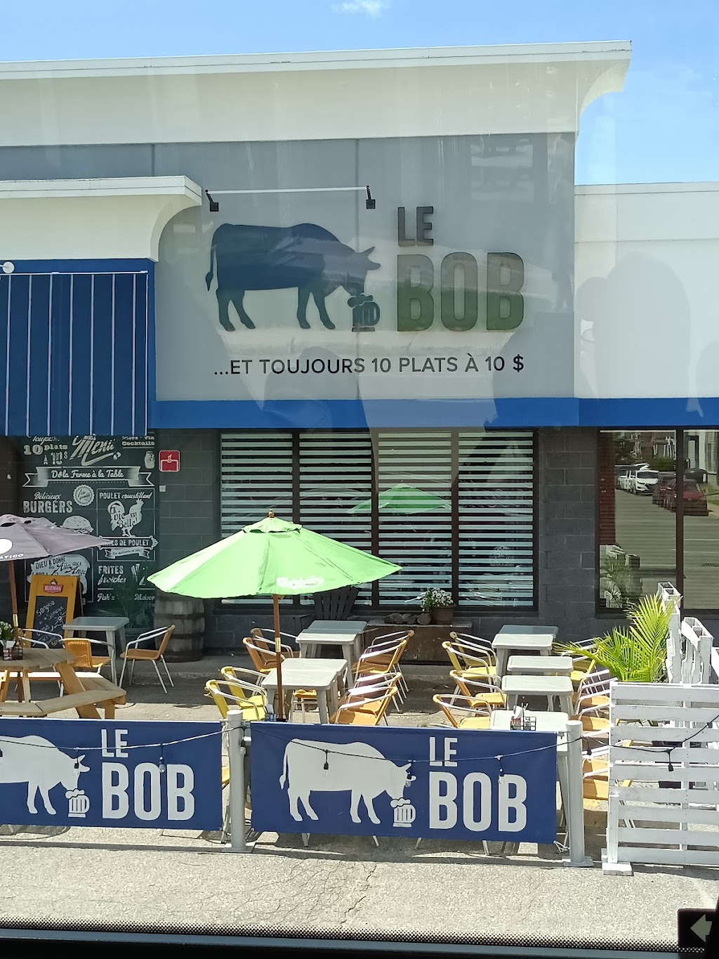 Le Bob | 4855 Bd des Forges, Trois-Rivières, QC G8Y 4Z3, Canada | Phone: (819) 840-5202