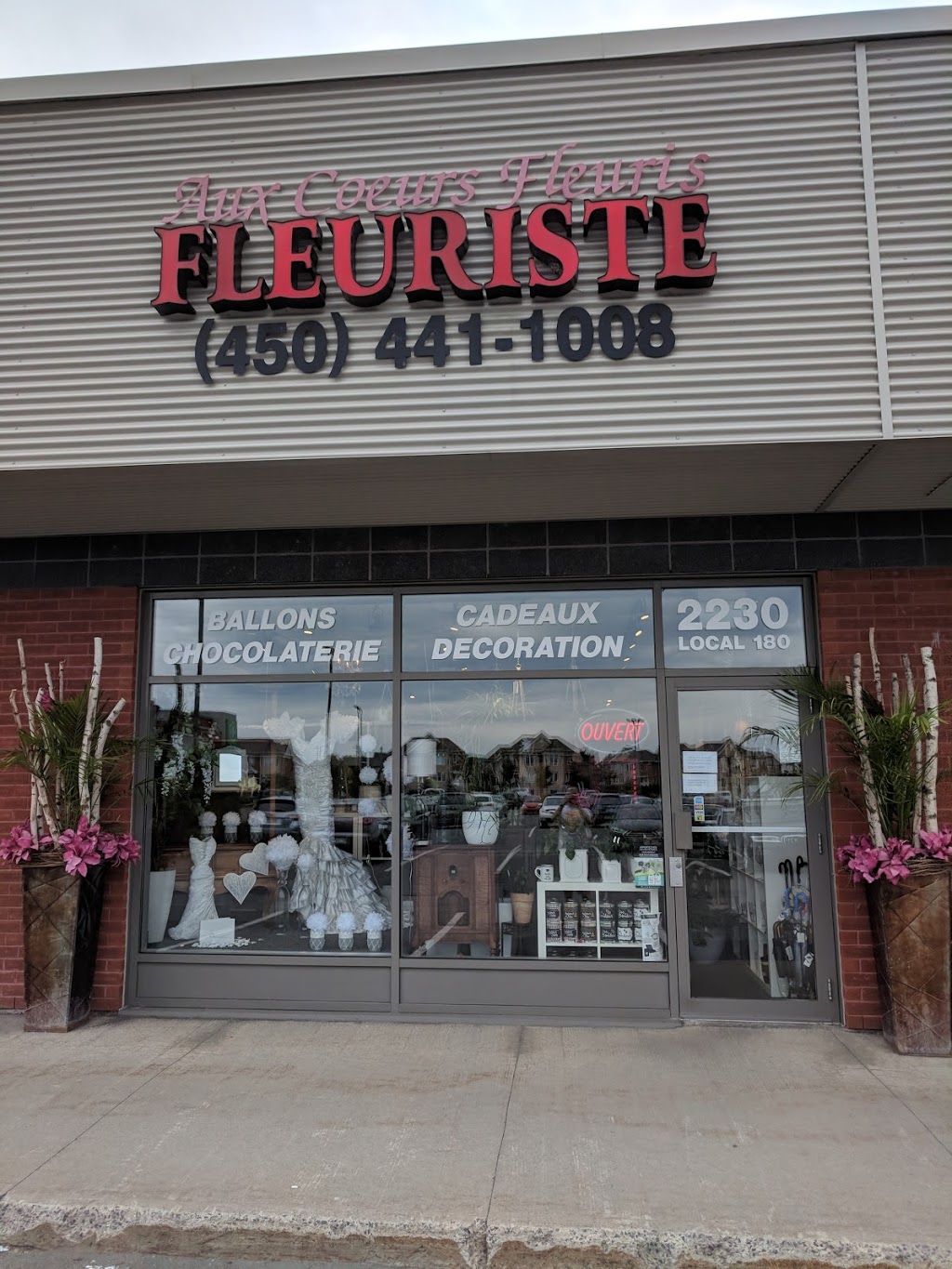 Aux Coeurs Fleuris | 2230 Boulevard du Millénaire, Saint-Basile-le-Grand, QC J3N 1T8, Canada | Phone: (450) 441-1008