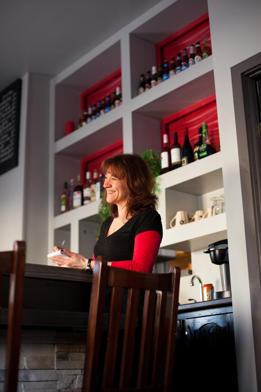 Casse-croûte chez Catherine | 260 Rue Principale, Saint-Alban, QC G0A 3B0, Canada | Phone: (418) 268-4457