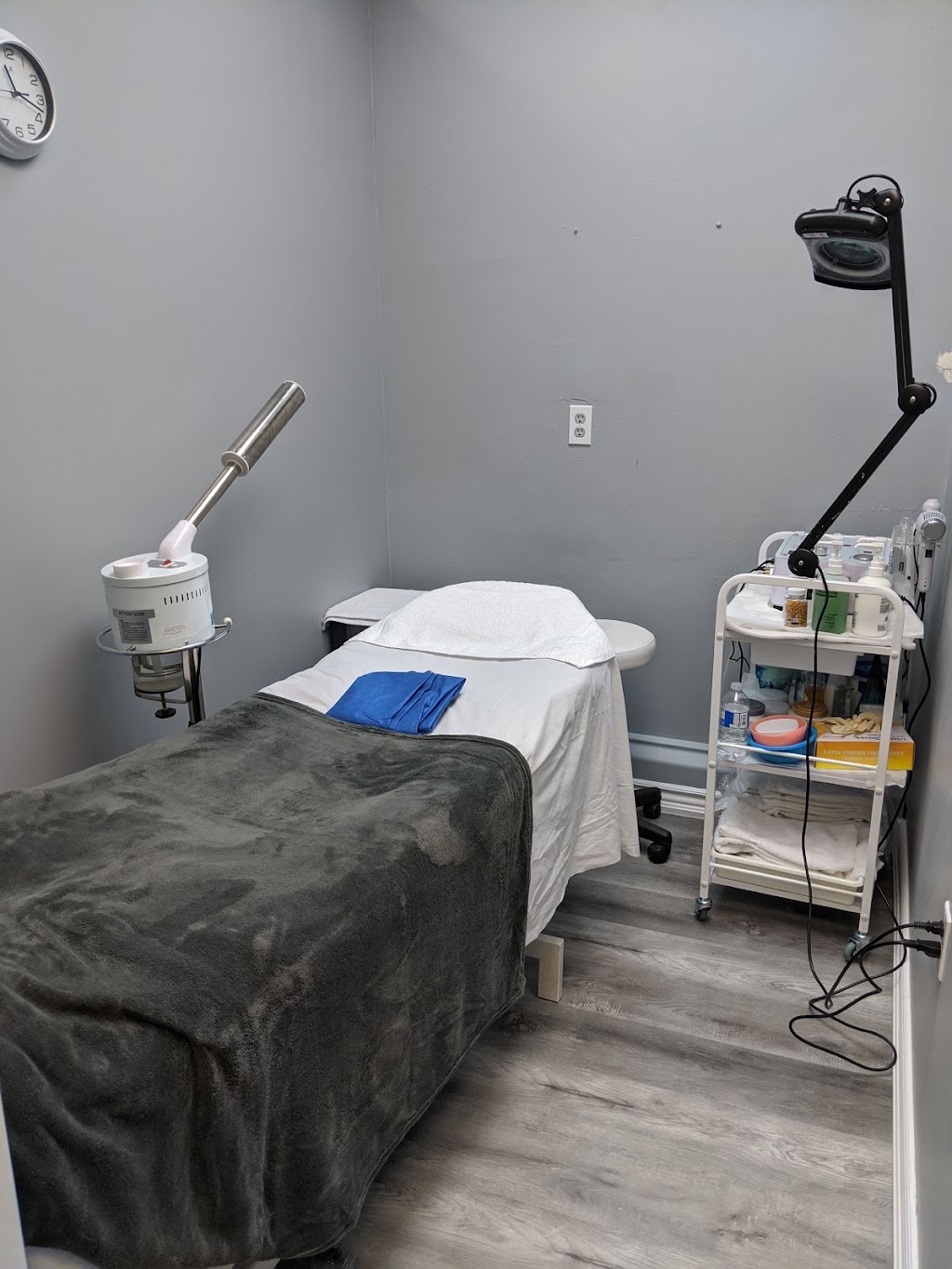 Your Choice Salon & Spa | 7205 Copenhagen Rd, Mississauga, ON L5N 2C6, Canada | Phone: (905) 819-4595