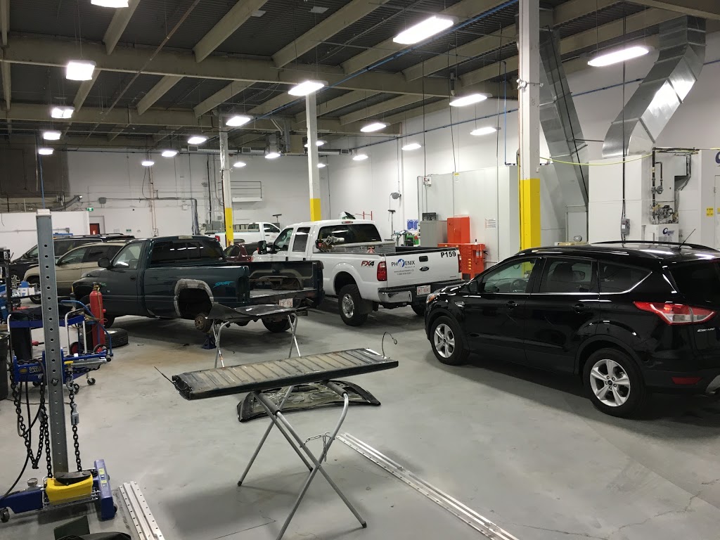 Maaco Collision Repair & Auto Painting | 8241 30 St SE Unit 2, Calgary, AB T2C 1H8, Canada | Phone: (403) 908-0182