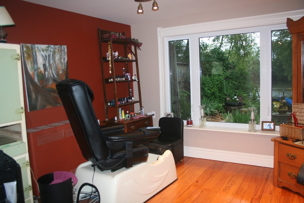 Riverside Spa | 509 Riverside Dr, Peterborough, ON K9J 3Y9, Canada | Phone: (705) 760-3610