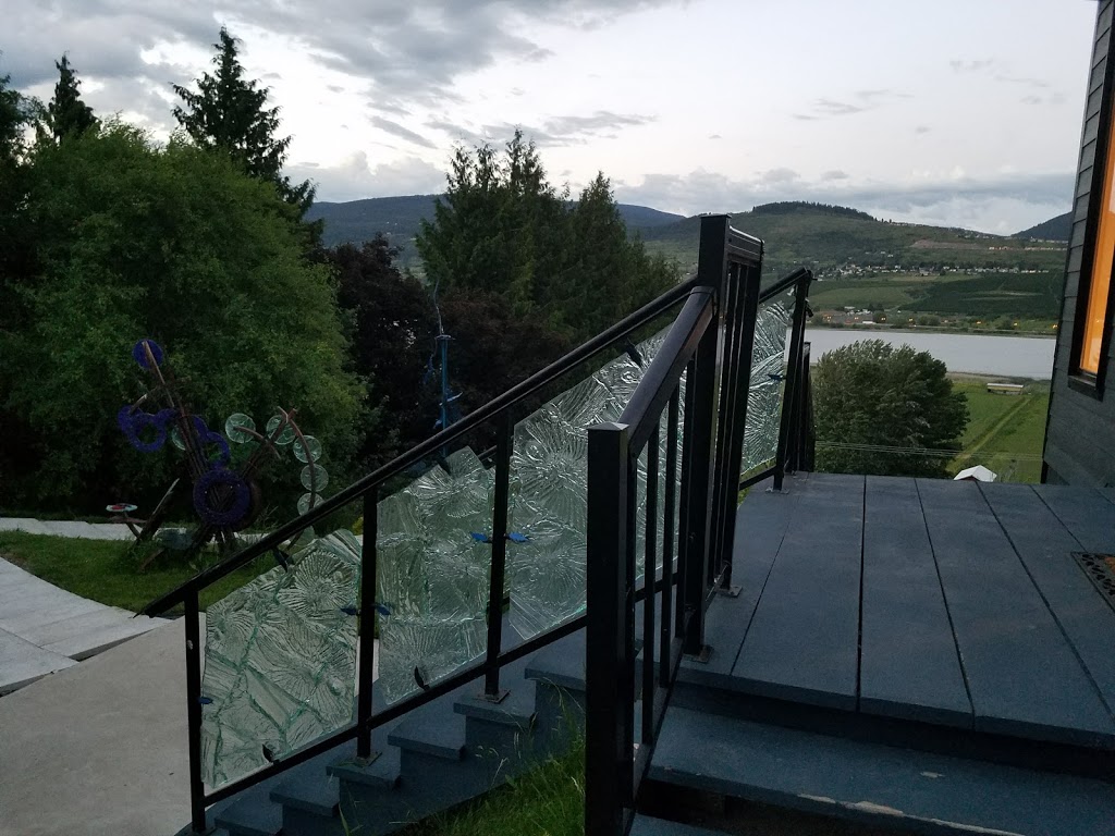 Headbones Gallery | 1P8, 6700 Old Kamloops Rd, Vernon, BC V1H 1P8, Canada | Phone: (250) 542-8987