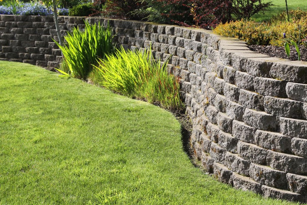 Calgary Landscaping Professionals | 199 Dalhurst Way NW Ste 3, Calgary, AB T3A 1P1, Canada | Phone: (587) 315-0710