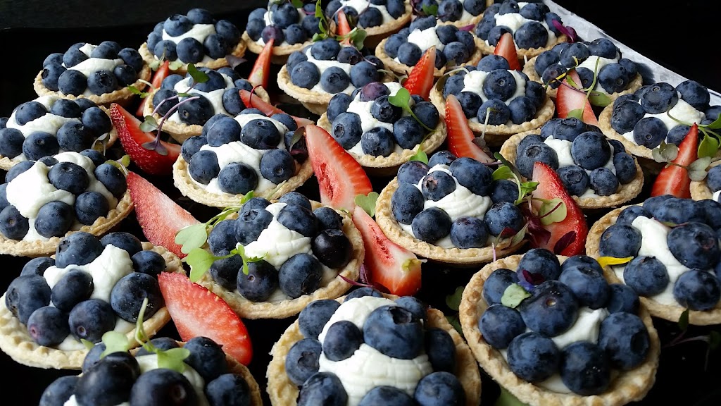 Simply Wonderful Catering | 4500 Rue Sainte-Catherine, Westmount, QC H3Z 1S1, Canada | Phone: (514) 939-7209