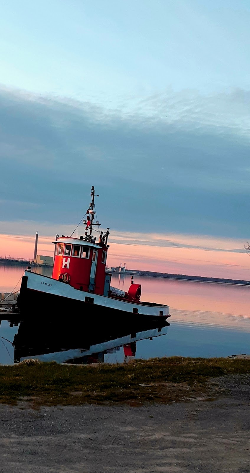 Drew Harrison Haulage Ltd | 612 CRESSY BAYSIDE ROAD, Picton, ON N0K2T0, Cressy Bayside Rd, Prince Edward, ON K0K 2T0, Canada | Phone: (613) 476-7448