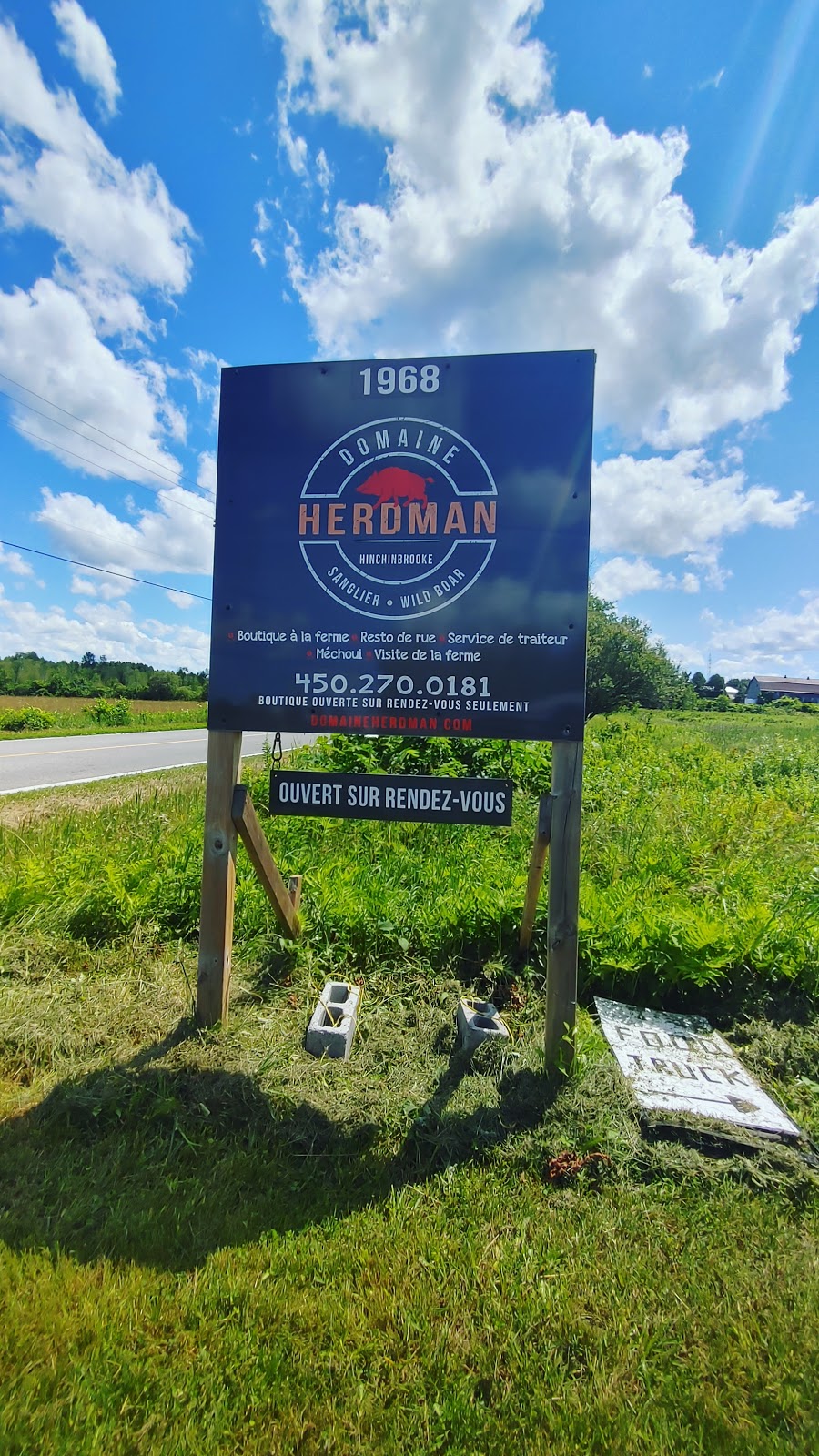 Domaine Herdman | 1968 QC-202, Hinchinbrooke, QC J0S 1A0, Canada | Phone: (450) 270-0181