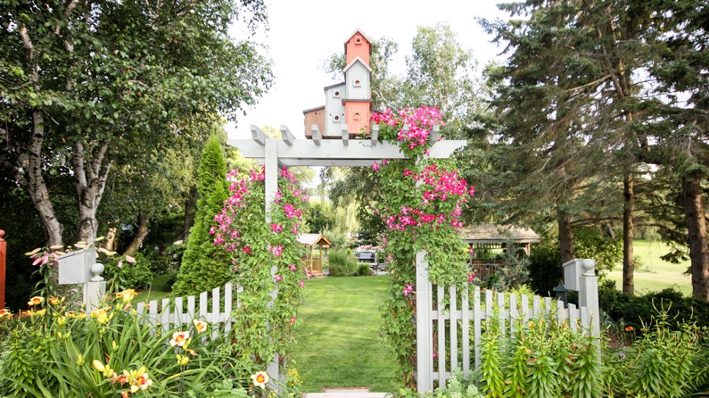 Nap N Nosh Bed and Breakfast | 295 Bloomfield Main St, Bloomfield, ON K0K 1G0, Canada | Phone: (647) 920-9982