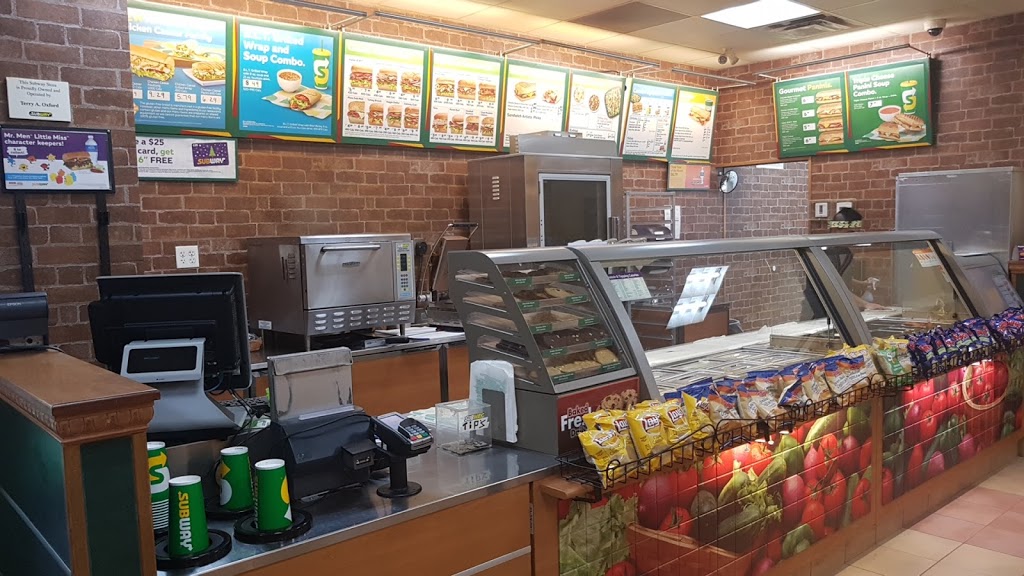 Subway | Bldg B, Unit 202B, Sandpiper Centre, 71 Cow Bay Rd, Eastern Passage, NS B3G 1A2, Canada | Phone: (902) 406-4200