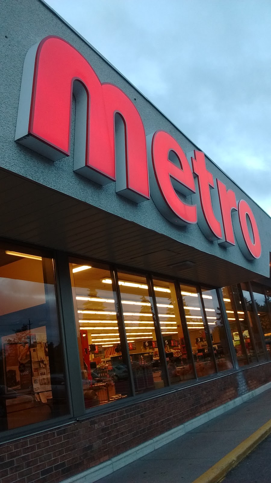 Metro | 261 Port Union Rd, Scarborough, ON M1C 2L3, Canada | Phone: (416) 284-7792