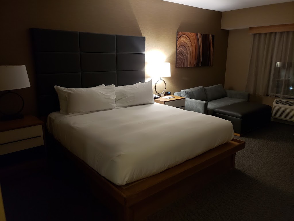 DoubleTree by Hilton Hotel Niagara Falls New York | 401 Buffalo Ave, Niagara Falls, NY 14303, USA | Phone: (716) 524-3333