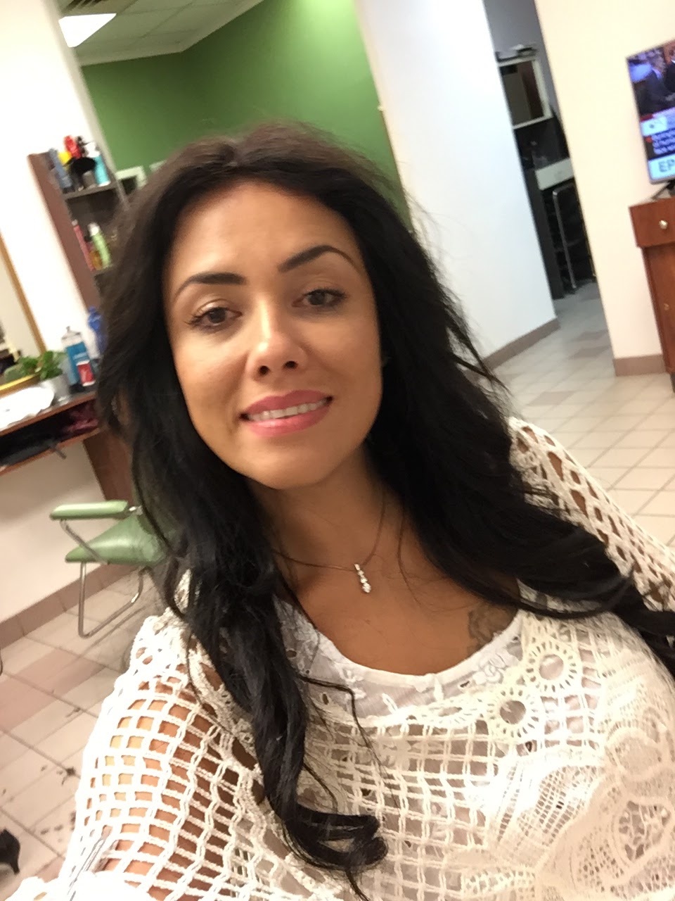 Morettis Hair Centre | 1151 Dundas St W, Mississauga, ON L5C 1C6, Canada | Phone: (905) 279-5281