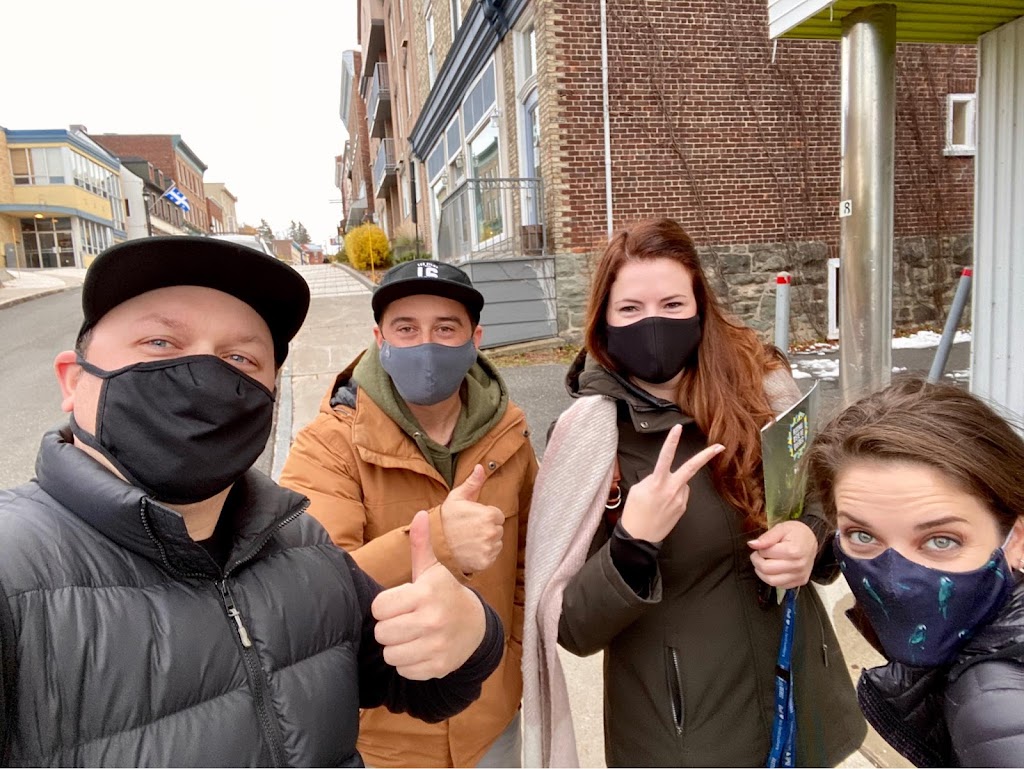 Les Films 16 Neuf | 22 Rue St Henri, Lévis, QC G6V 3G8, Canada | Phone: (418) 998-2751