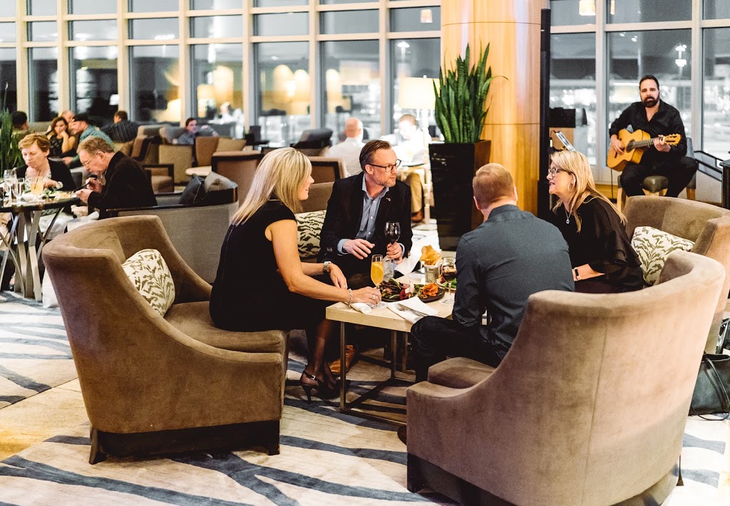 Jetside Bar | 3111 Grant McConachie Way, Richmond, BC V7B 0A4, Canada | Phone: (604) 248-3281
