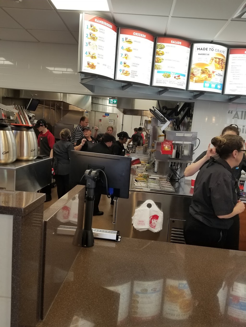 Wendys | 207 Main St N, Exeter, ON N0M 1S3, Canada | Phone: (519) 235-1445