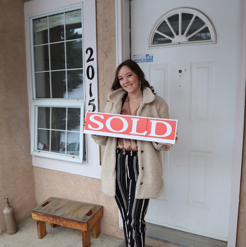 EXP Realty Kamloops: Melanie Wintjes | 1000 Clubhouse Dr, Kamloops, BC V2H 1R4, Canada | Phone: (778) 694-1614