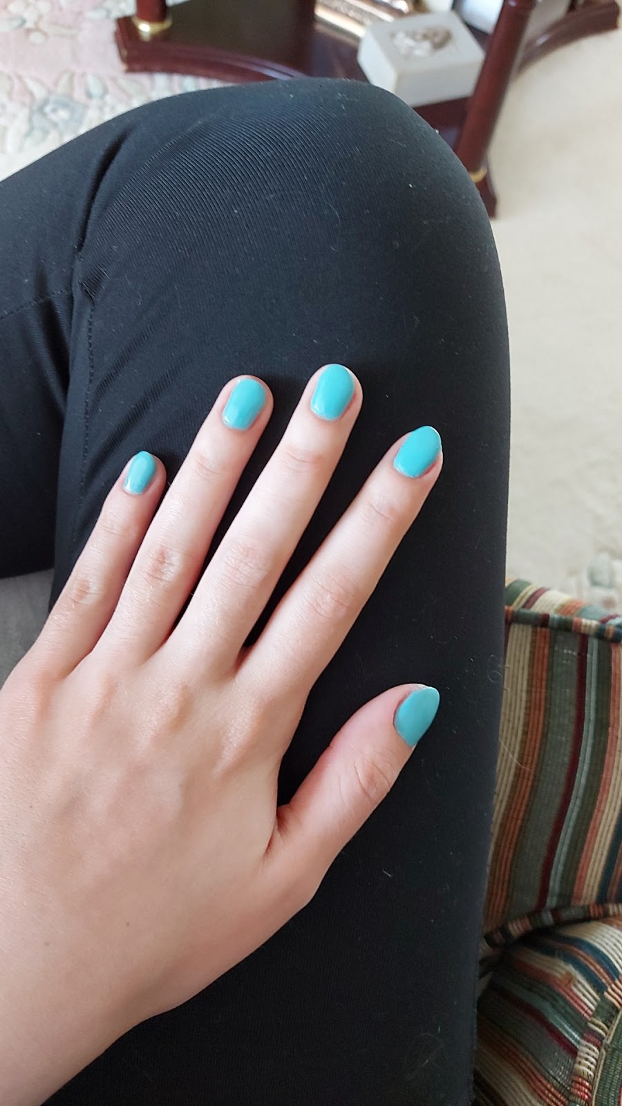 Rainbow Nails | 148 Dundas St E, Trenton, ON K8V 1L4, Canada | Phone: (613) 394-8488