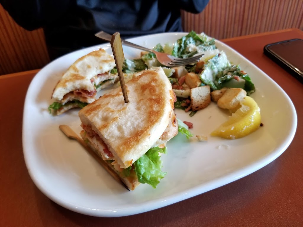 Boston Pizza | 3250 2 Ave W, Prince Albert, SK S6V 5E9, Canada | Phone: (306) 764-8877