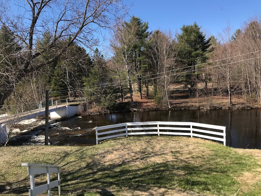 Ferme Beauvais S.E.N.C. | 3271 Rang St André, Saint-Cuthbert, QC J0K 2C0, Canada | Phone: (514) 249-9970