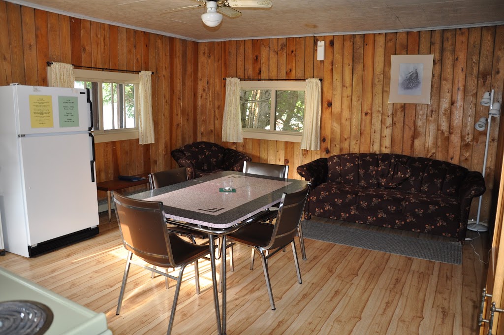 Okimot Lodge on Tomiko Lake | 95 Okimot Rd, Crystal Falls, ON P0H 1L0, Canada | Phone: (705) 758-6719