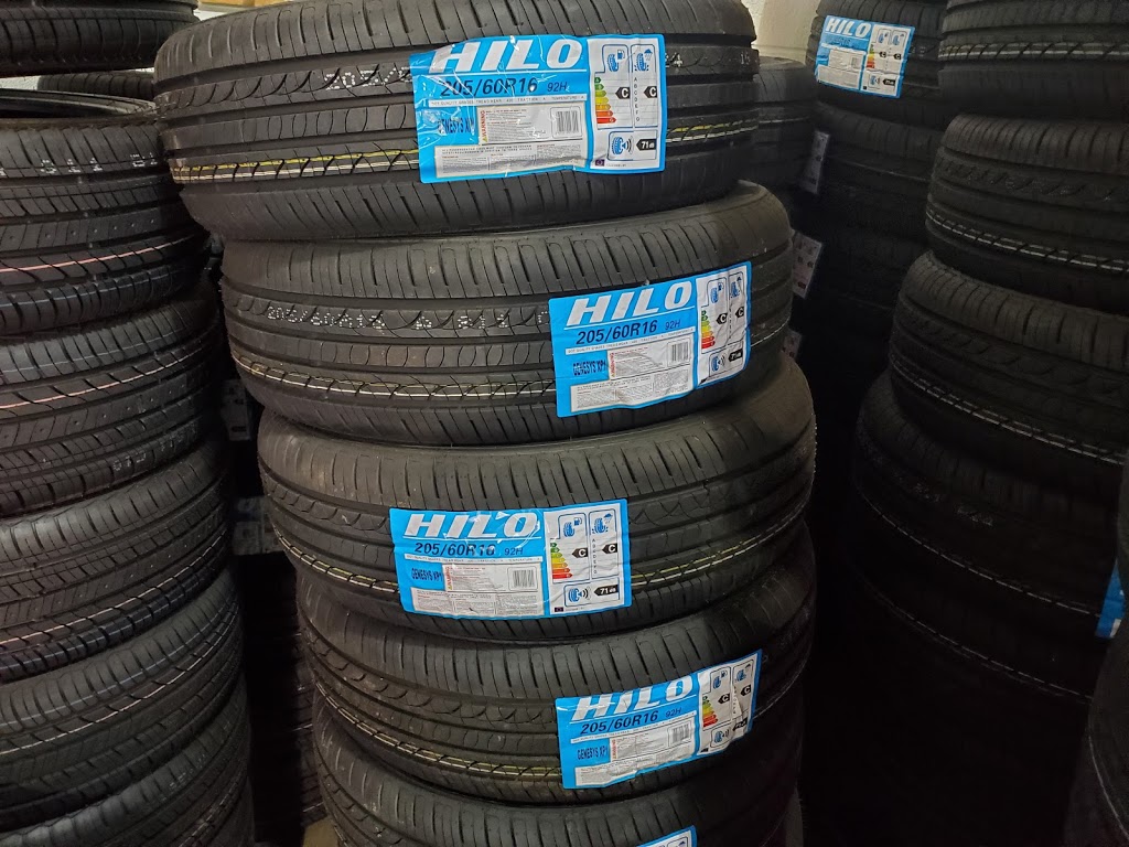 ES Automotive Sales | 1659 Victoria St N Unit 12, Kitchener, ON N2B 3E6, Canada | Phone: (226) 220-2441