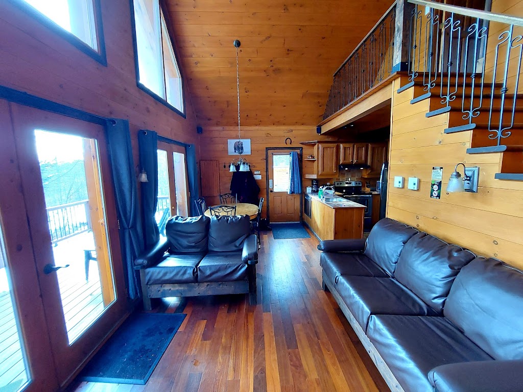 Chalets Évasion | 177 Rue des Cèdres, Entrelacs, QC J0T 2E0, Canada | Phone: (514) 347-2422