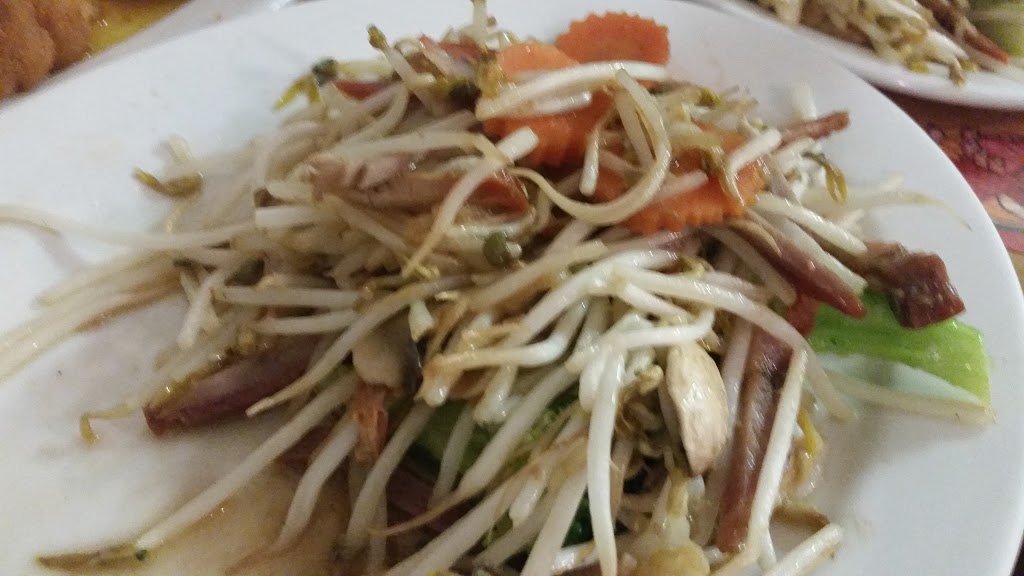 Comodo Chinese Restaurant | 797 McLeod Ave, Winnipeg, MB R2G 0Y4, Canada | Phone: (204) 663-9333