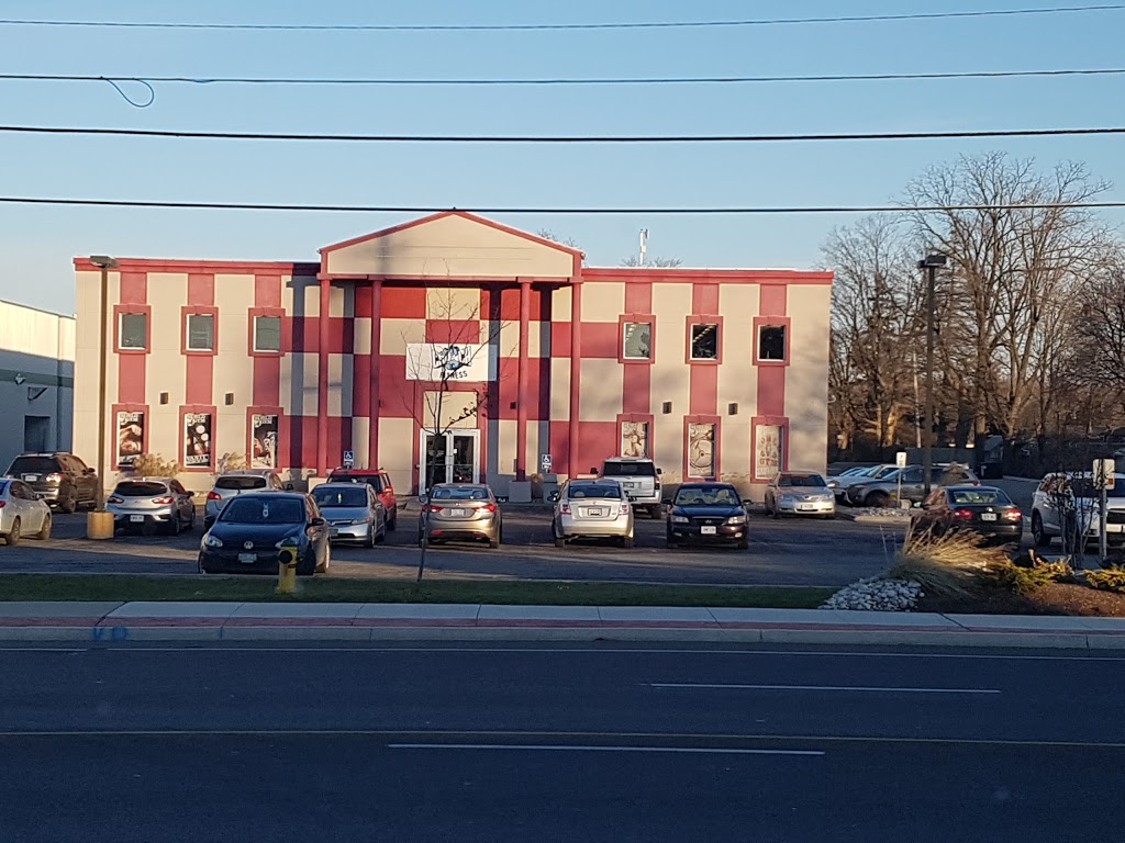 Crunch Fitness - Cambridge | 182 Pinebush Rd #101, Cambridge, ON N1R 8J8, Canada | Phone: (519) 622-7972