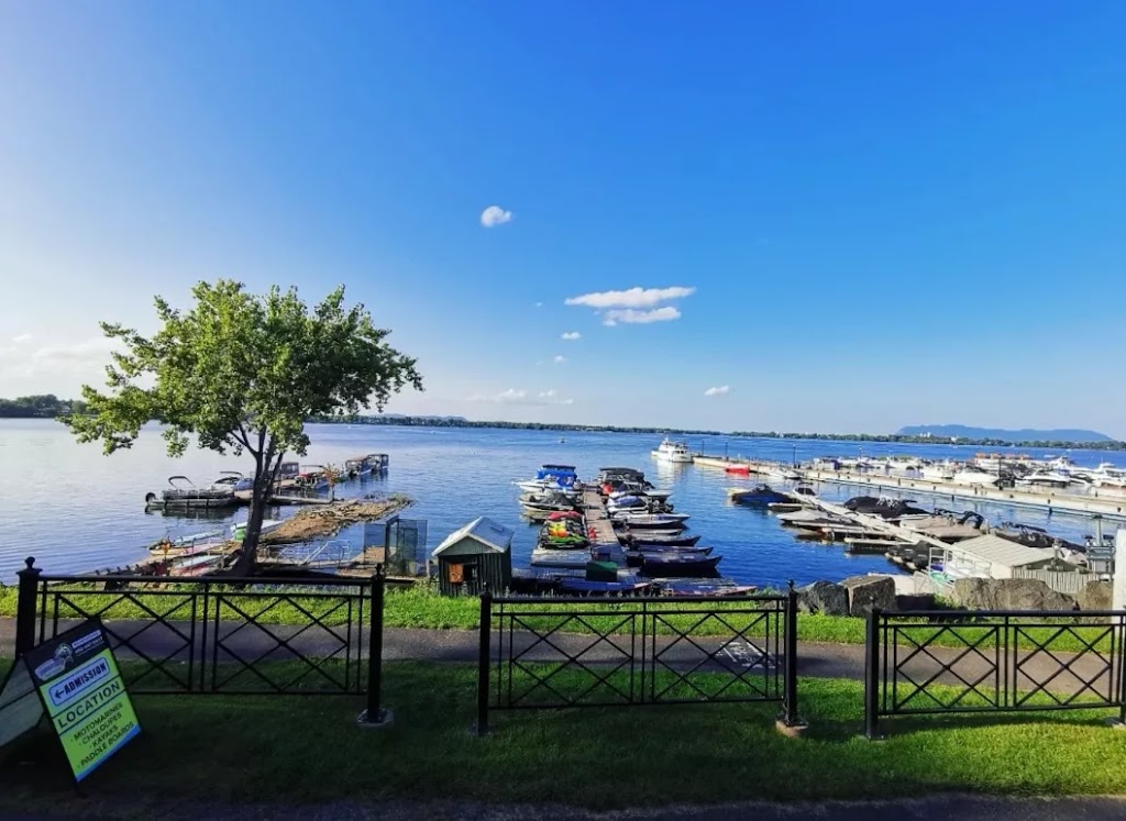 MAZONE CONFORT | 1729 Av. Bourgogne, Chambly, QC J3L 1Y8, Canada | Phone: (514) 838-1056