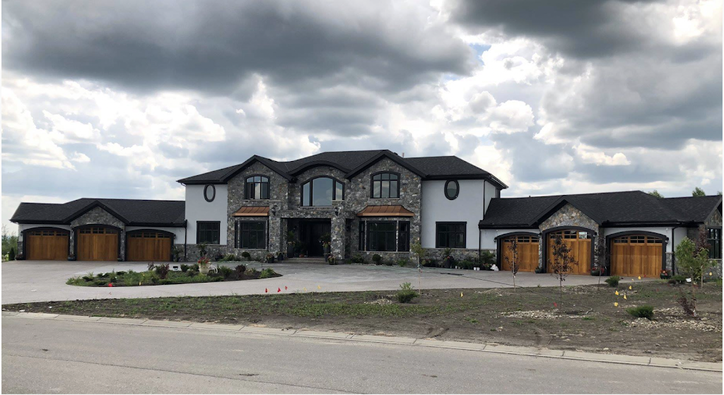 Pacific Overhead Garage Doors and Windows | 255 Hirst Ave W #103, Parksville, BC V9P 1P5, Canada | Phone: (403) 660-8497