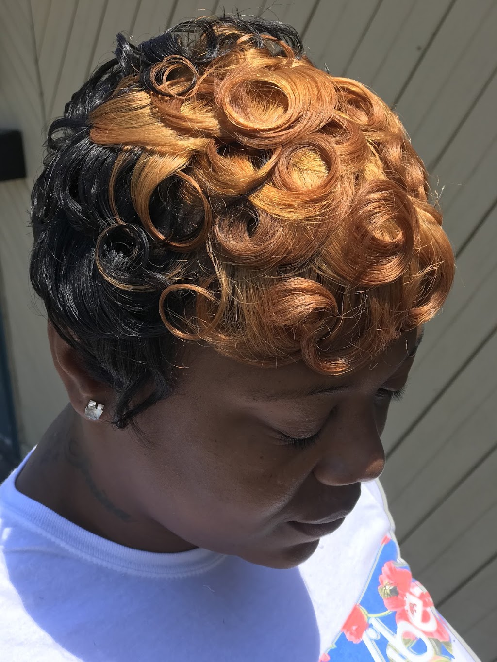 KRivers Signature salon | 2006 10th Ave, Port Huron, MI 48060, USA | Phone: (810) 941-4508