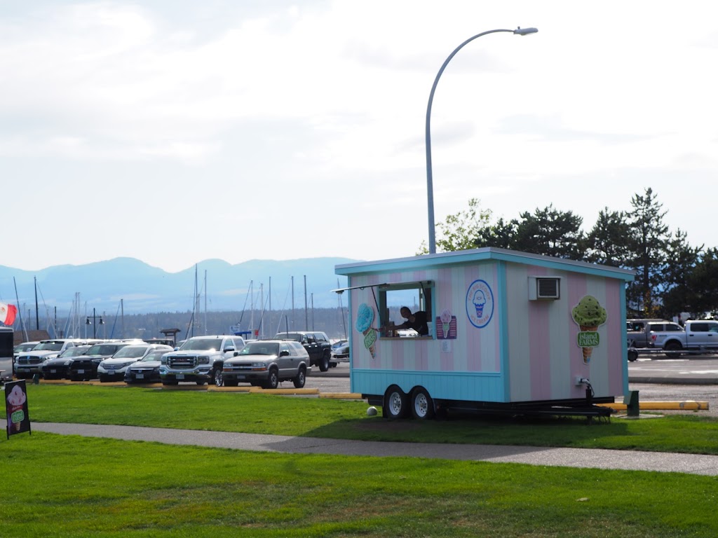 The Big Scoop Ice Cream | 127 Port Augusta St, Comox, BC V9M 3N8, Canada | Phone: (250) 702-5917