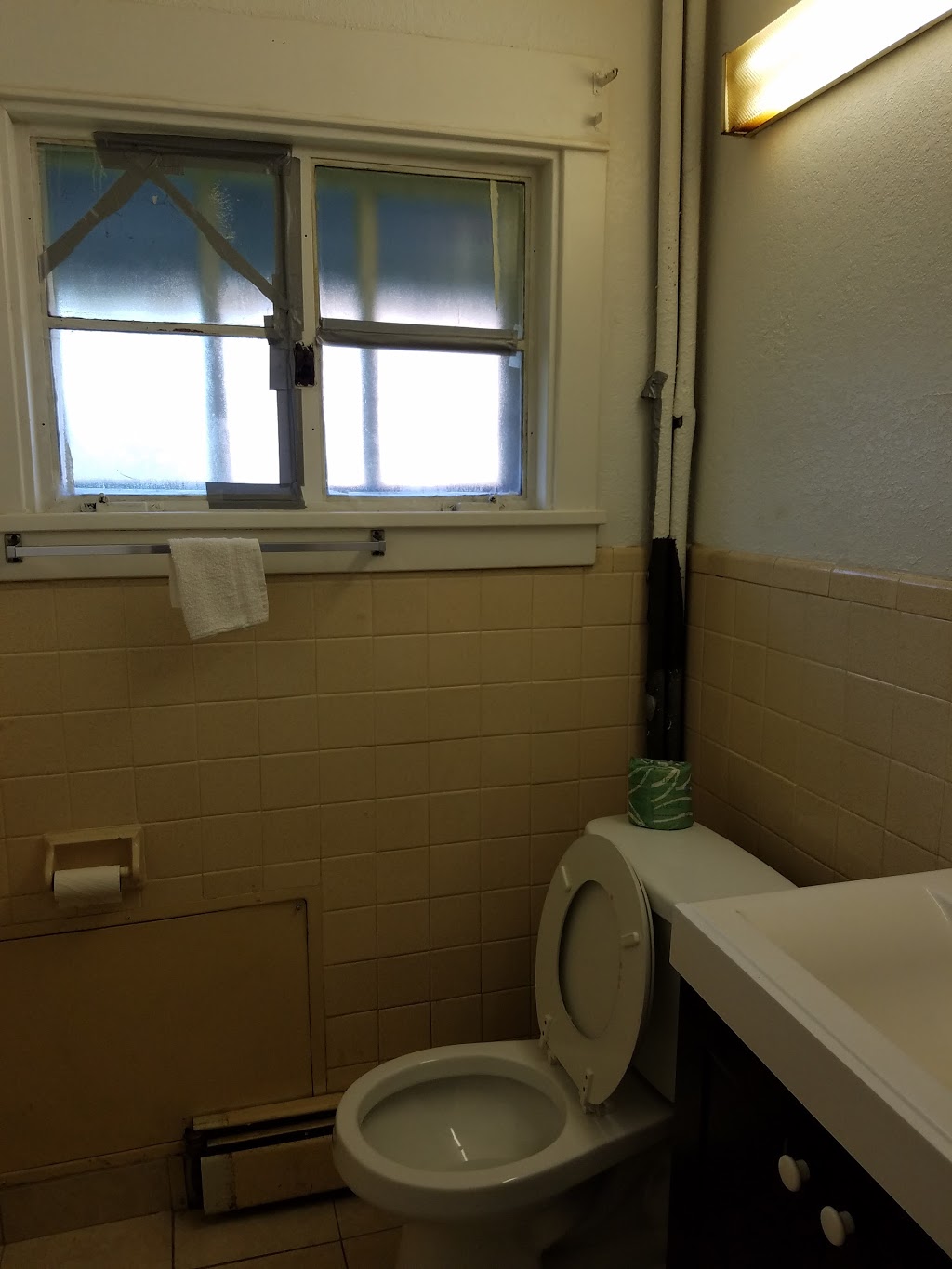 Economy Inn | 40 Grand Island Blvd, Tonawanda, NY 14150, USA | Phone: (716) 873-8776