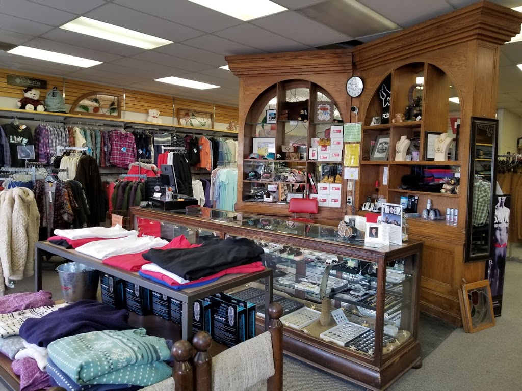 The Bears Den Clothing Co. Ltd. | 586 Main Ave W #4, Sundre, AB T0M 1X0, Canada | Phone: (403) 638-3711
