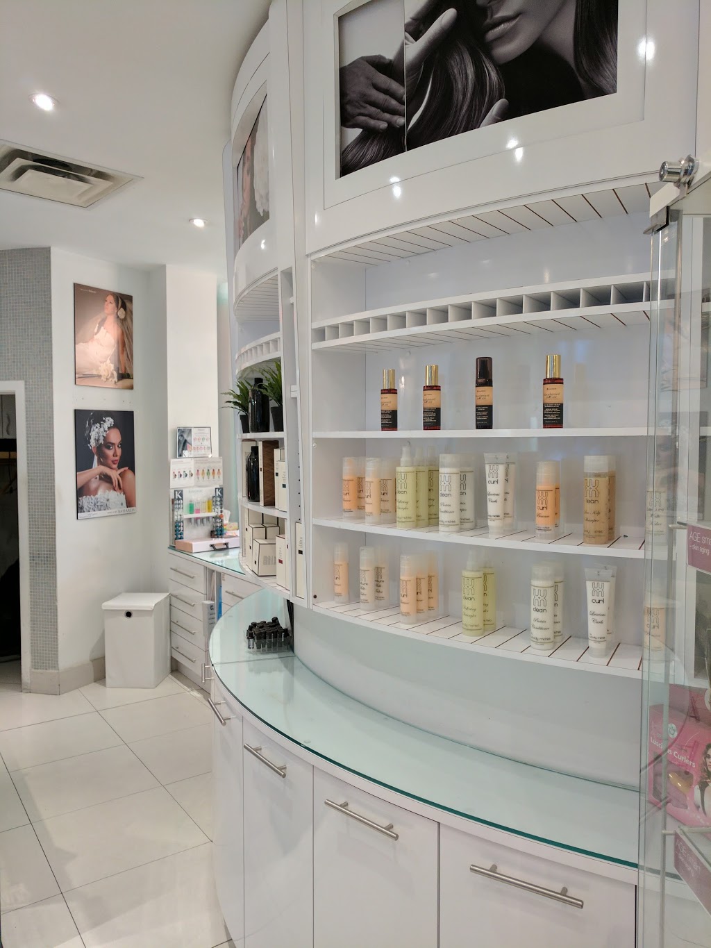Wash Beauty Lounge | 8281 Yonge St, Thornhill, ON L3T 2C7, Canada | Phone: (905) 886-1011