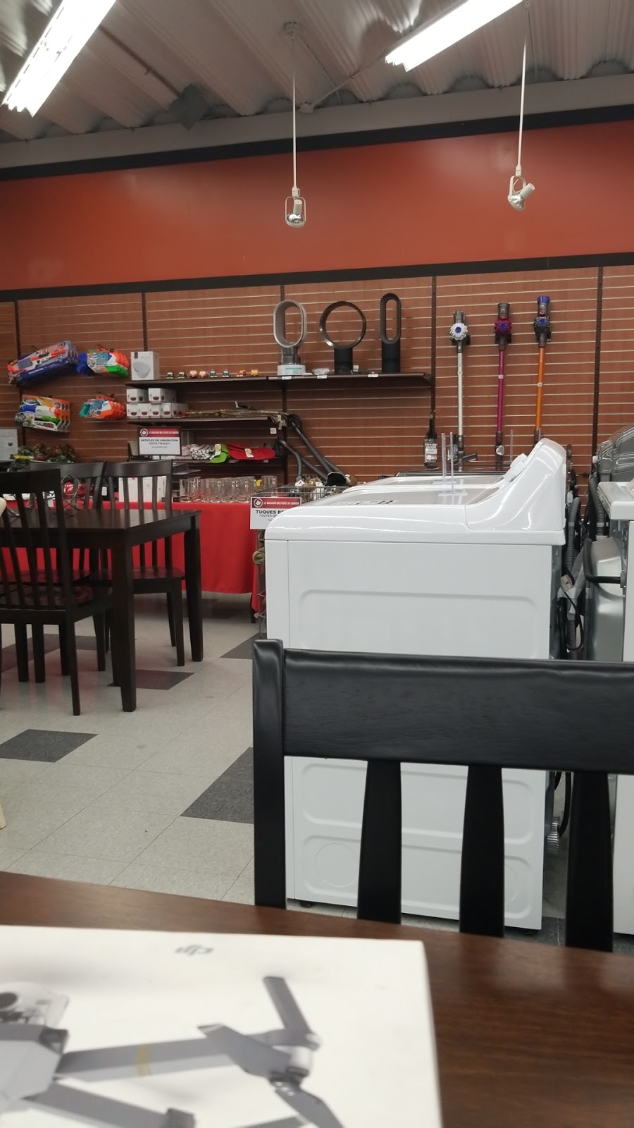 CANEX Magasin de Detail | 172 Rue Dubé, Shannon, QC G0A 1R1, Canada | Phone: (418) 844-3678