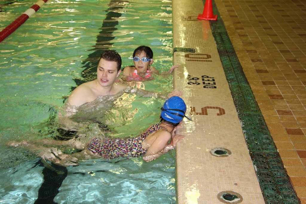 White Dolphin Swimming Club | 490 York Mills Rd, North York, ON M3B 1W6, Canada | Phone: (647) 988-6888