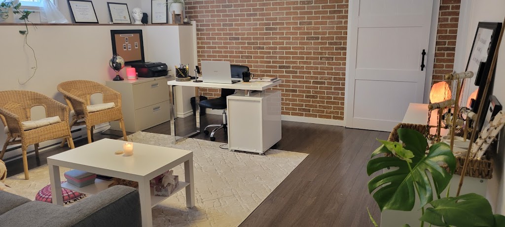 Pamela Drescher | Rue des Perdrix, Sainte-Sophie, QC J5J 1R5, Canada | Phone: (450) 712-9630