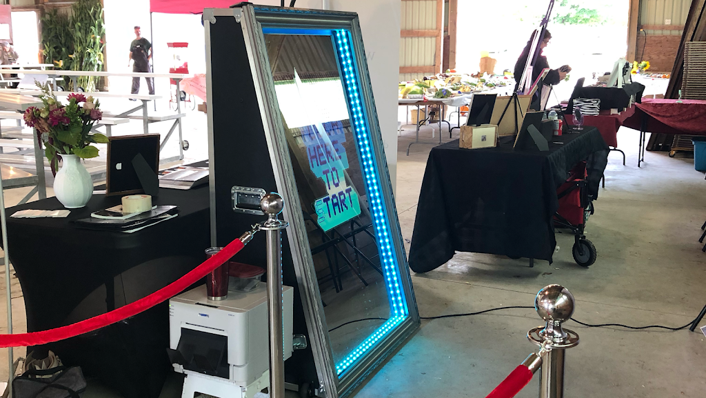 DBG Photo Booth Services | 434 First Ave E, Shelburne, ON L9V 2Z6, Canada | Phone: (519) 925-5350