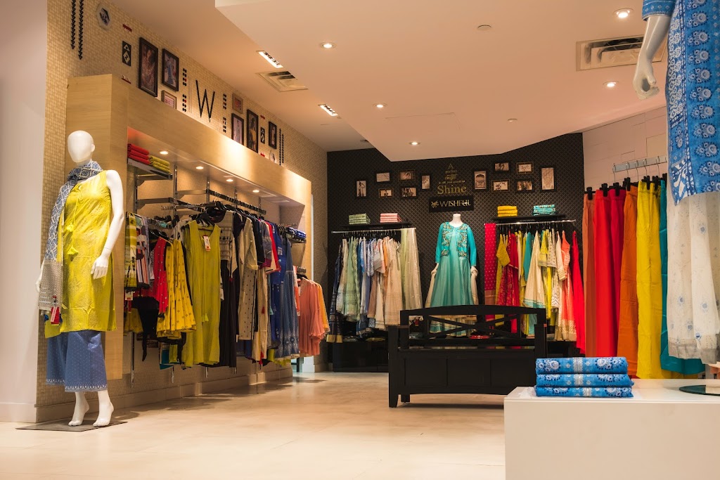 Gopikas | Town Centre, 5100 Erin Mills Pkwy, Mississauga, ON L5M 4Z5, Canada | Phone: (647) 870-6086