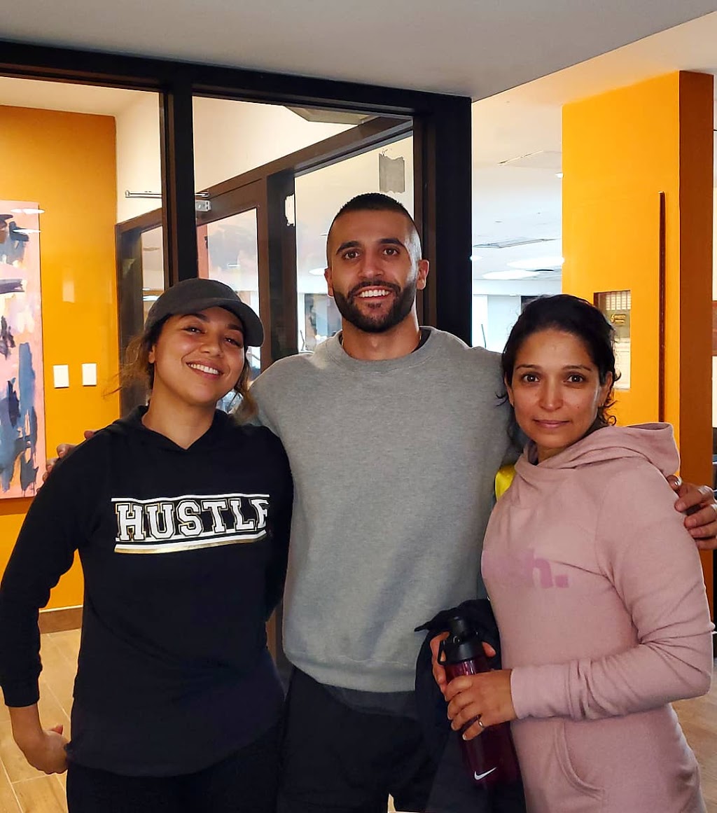 JET ATHLETIX | 6585 Chemin Mackle, Côte Saint-Luc, QC H4W 2Y4, Canada | Phone: (514) 679-5772