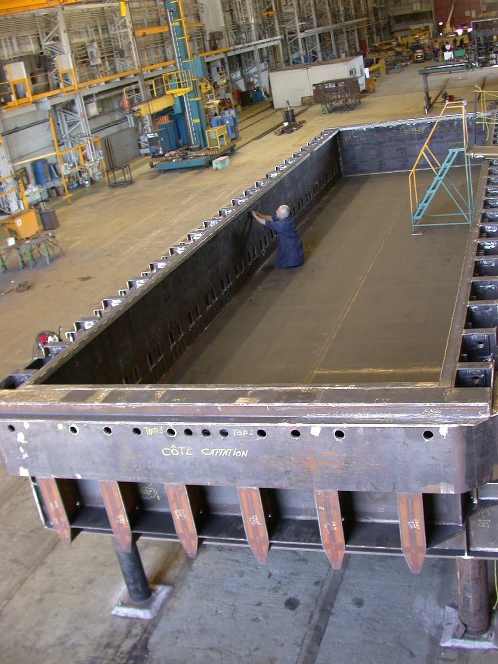 Fabspec Inc. (Usine principale / Main shop) | 1800 de la Marine, Sorel-Tracy, QC J3R 0A8, Canada | Phone: (450) 742-0451