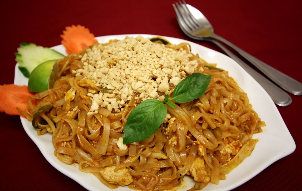 Royal Thai Cuisine | 62 Maple Ave, Barrie, ON L4N 1A2, Canada | Phone: (705) 797-0052