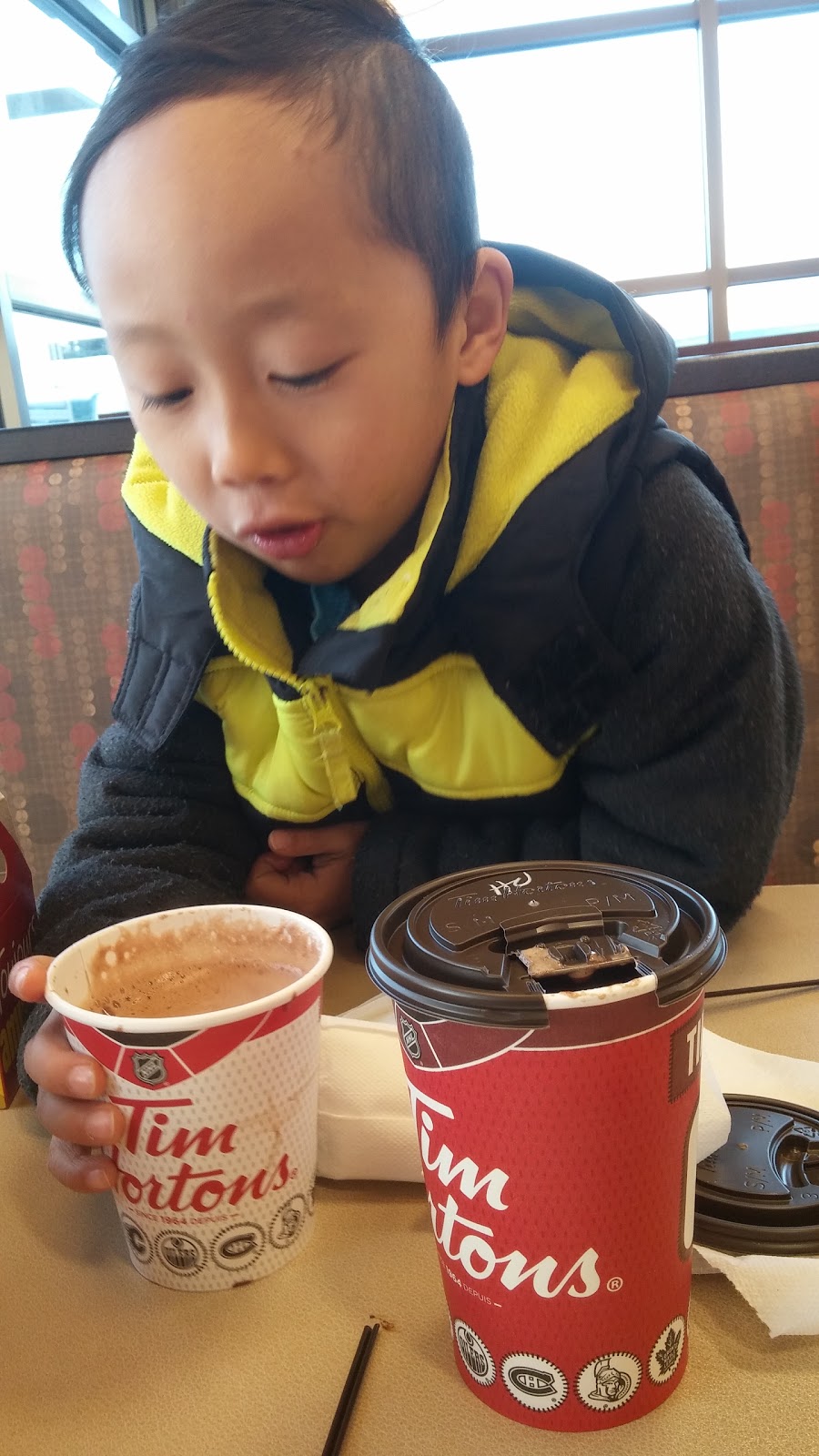 Tim Hortons | 13604 137 Ave NW, Edmonton, AB T5L 2B3, Canada | Phone: (780) 472-8018