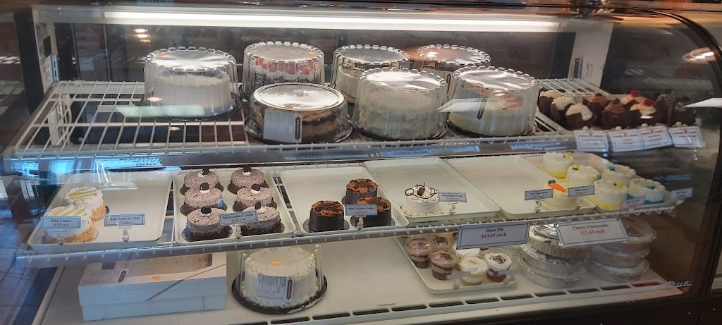 McBuns Bakery | 122 Shediac Rd, Moncton, NB E1A 2R9, Canada | Phone: (506) 858-1700