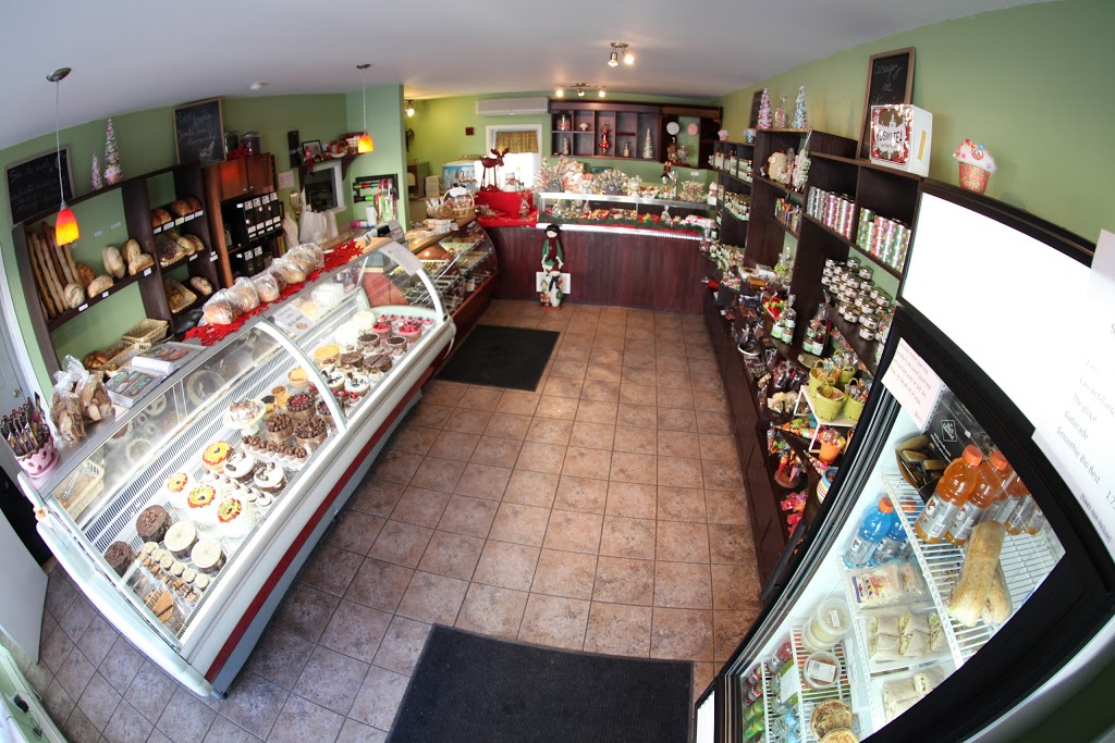 Chocolats Clair De Lune (Les) | 205 Rue Jean Juneau, Saint-Augustin-de-Desmaures, QC G3A 2W1, Canada | Phone: (418) 878-1550