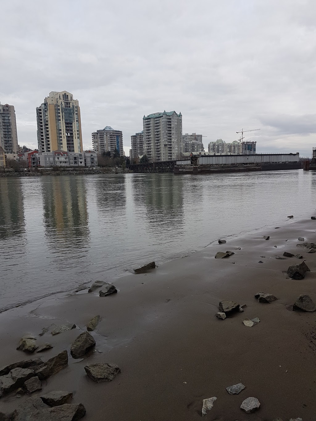 Quayside Park | 1260 Quayside Dr, New Westminster, BC V3M 7B1, Canada