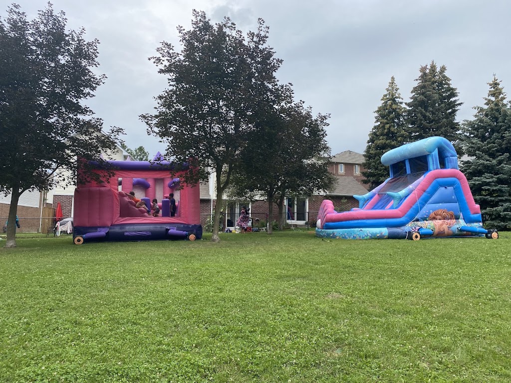 Aeroinflatables Bouncy Castles | 10 Furbacher Ln #4, Aurora, ON L4G 6W1, Canada | Phone: (416) 371-7532