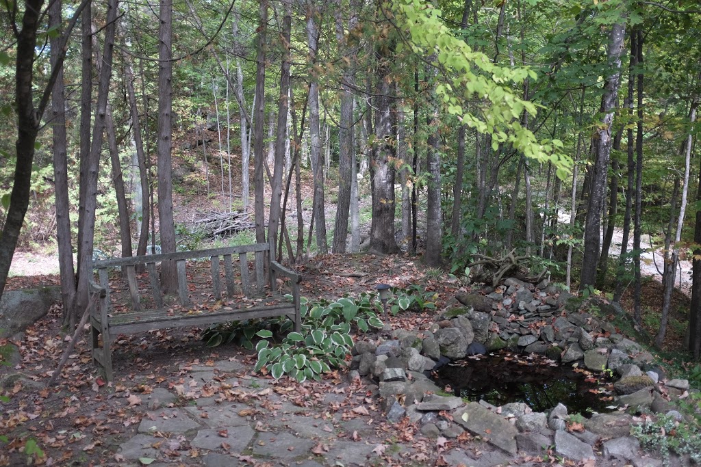 Le Chalet Buckhouse B&B | 62 Chemin Summer, Cantley, QC J8V 3J3, Canada | Phone: (819) 607-3939